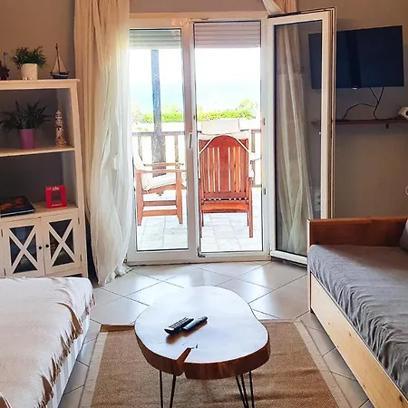 דירה Anemos Deluxe Poseidi