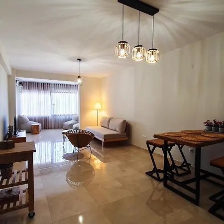 Anemos Deluxe Poseidi דירה