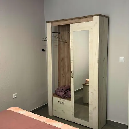 아파트 Anemos Deluxe Poseidi