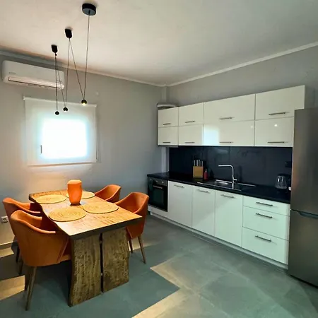 Anemos Deluxe Poseidi Apartment *